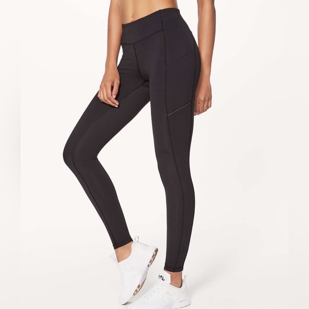 Lululemon Speed Up Tight *Full-On Luxtreme 28"
Black (First Release)
size 6